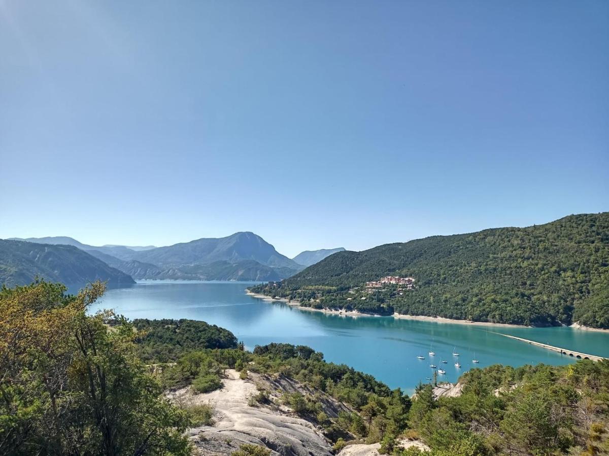 Leparadisachorges Kültér fotó