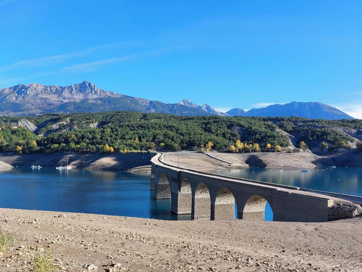 Leparadisachorges Kültér fotó